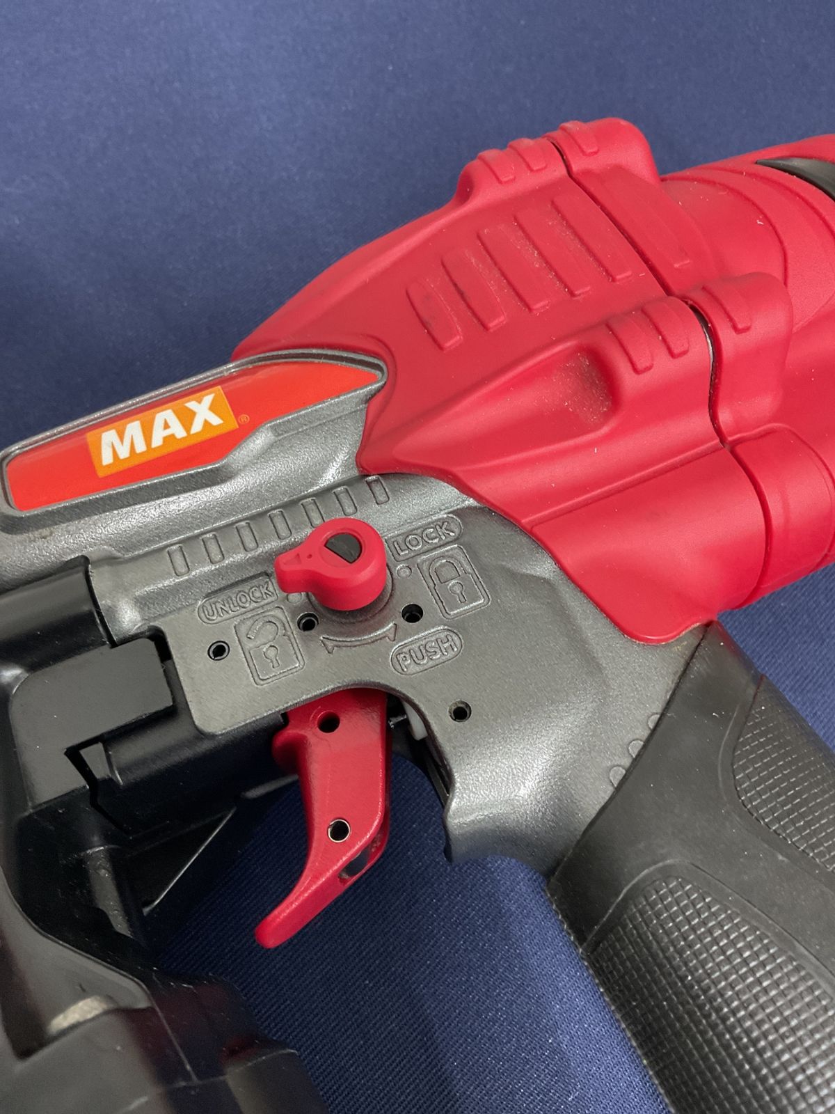 MAX 常圧エアネジ打ち機