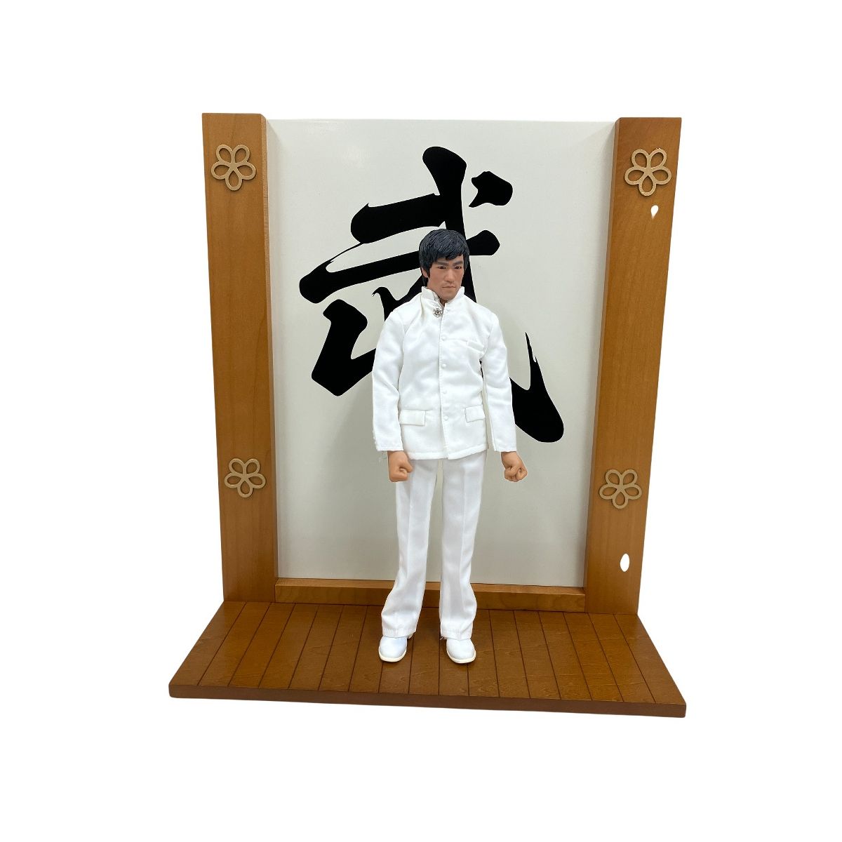 ブルース・リー精武門 リアルマスターピース(ENTERBAY) ブルース・リー精武門 リアルマスターピース(ENTERBAY) Amazon.co.jp