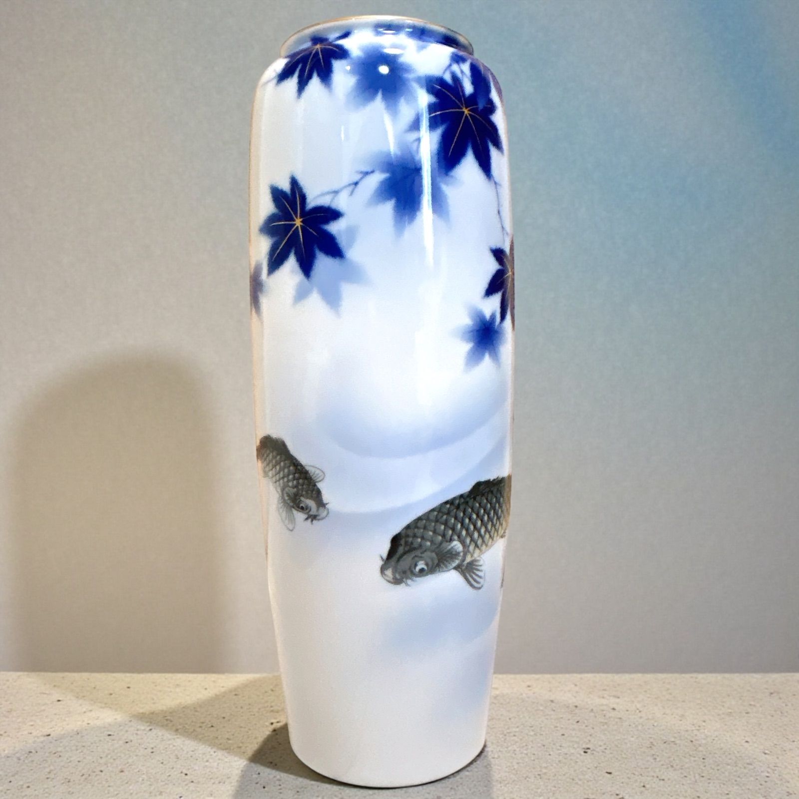 深川製磁 花瓶 鯉図 紅葉図 高さ28cm 深川芳房銘 有田焼 花器 青藍