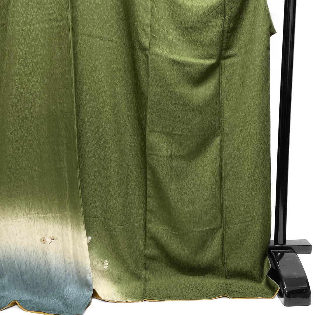 付け下げ 刺繍 花模様 蝶 金糸 紋無し 着物 122b d ms - メルカリ