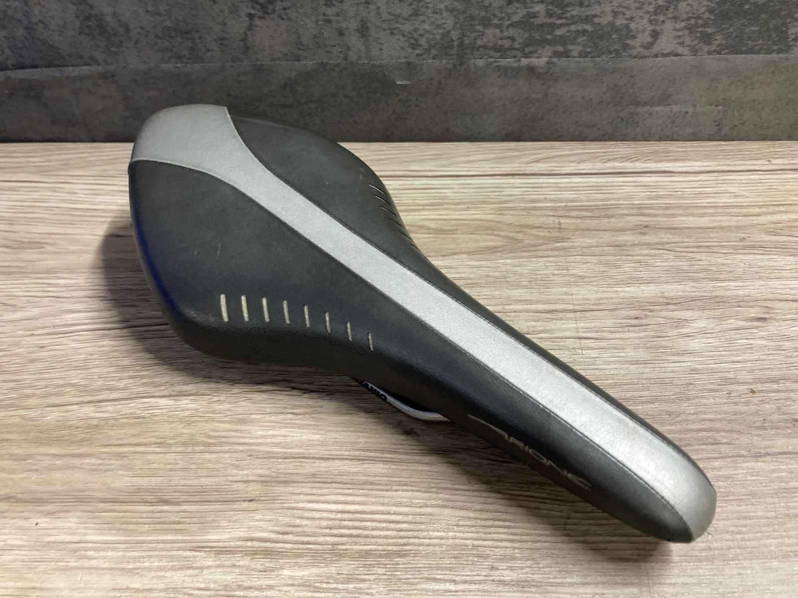 中古】Fizik Arione R7 フィジーク アリオネ ロードバイク サドル
