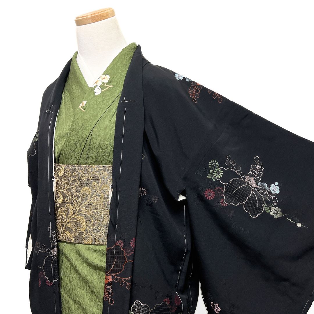 未着用 黒羽織 金糸 漆 桐の花 菊 桔梗 梅 着物 122 b d ms