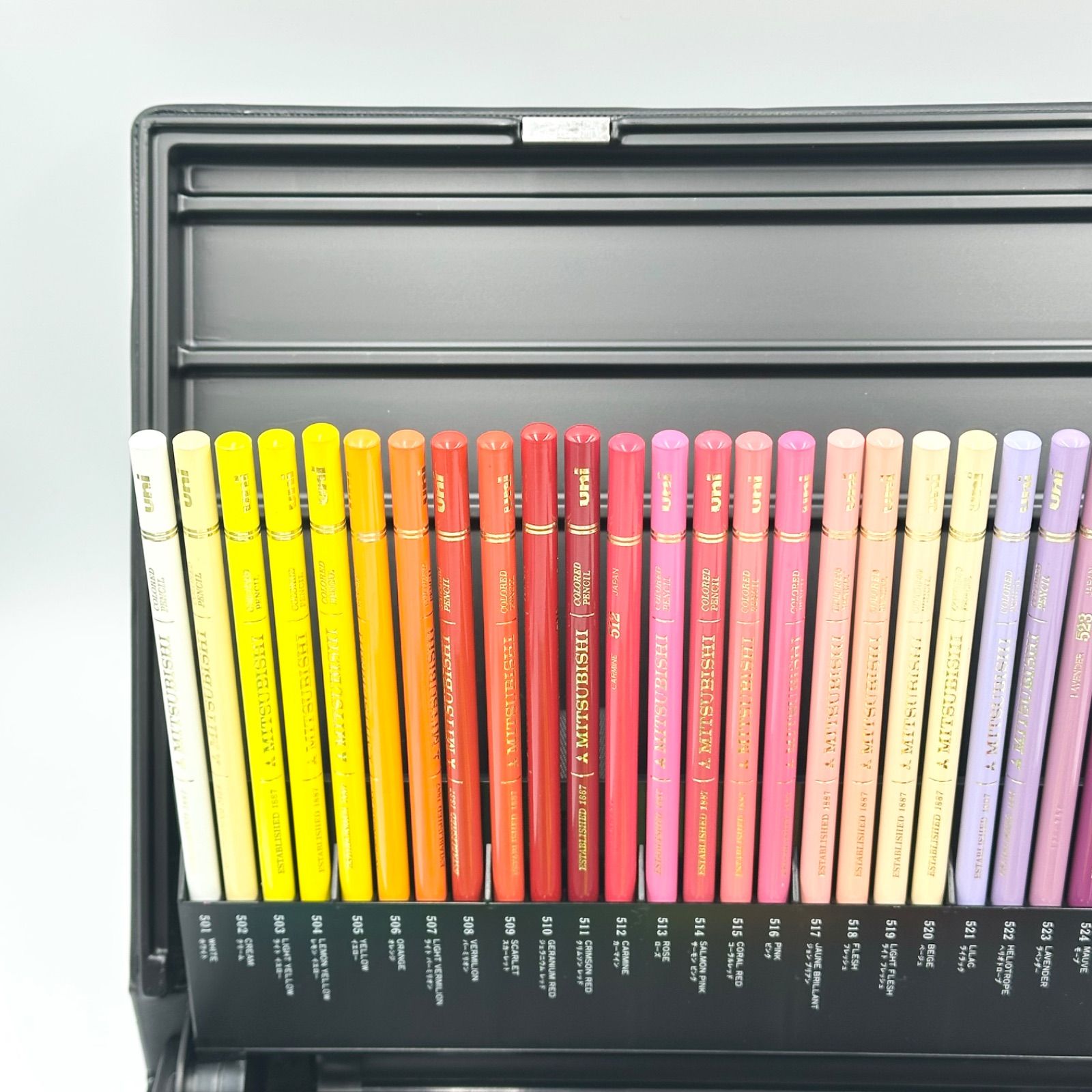 未使用品✨️】三菱鉛筆 色鉛筆 ユニカラー 72色 - メルカリ