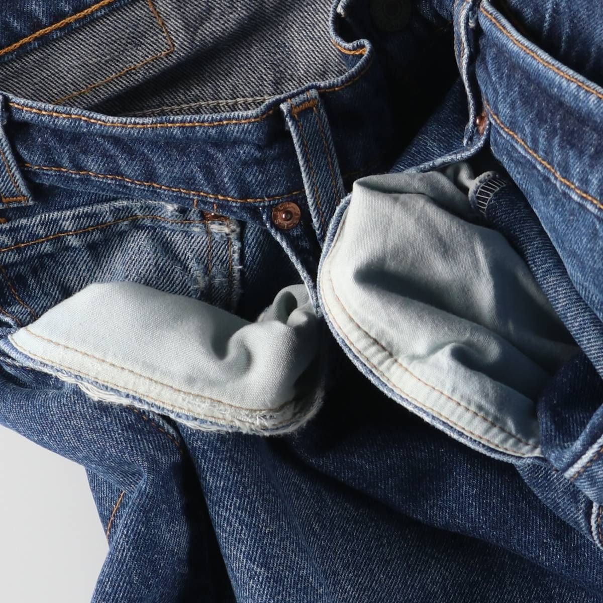 リーバイス Levi