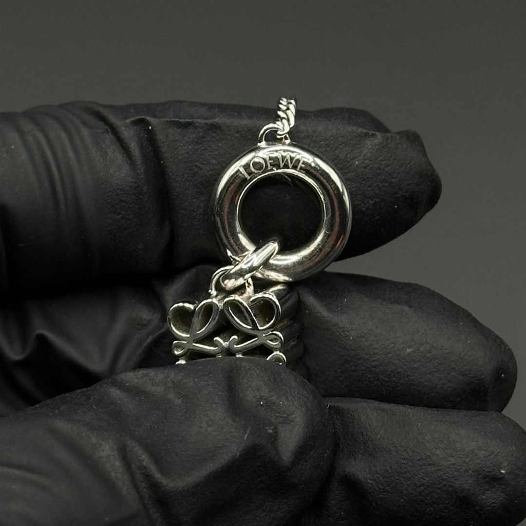 美品】Loewe アナグラム トグル ネックレス シルバー - メルカリ