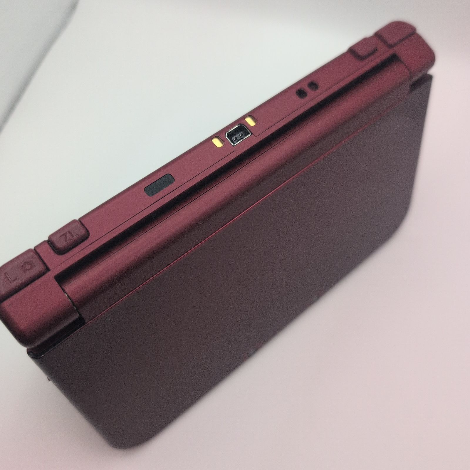 メタリックレッド