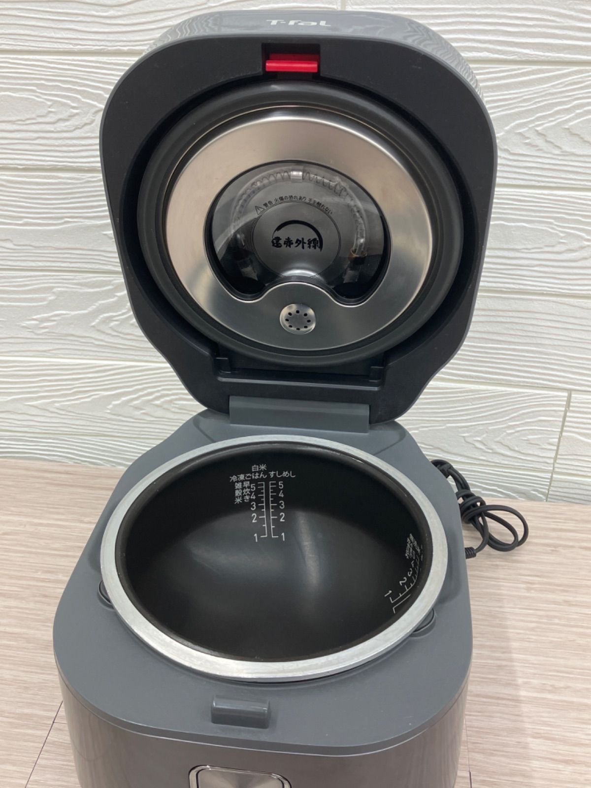 T-fal 5.5合炊 IHジャー炊飯器 SERIE R63 遠赤外線 直火炊き 【公式通販】
