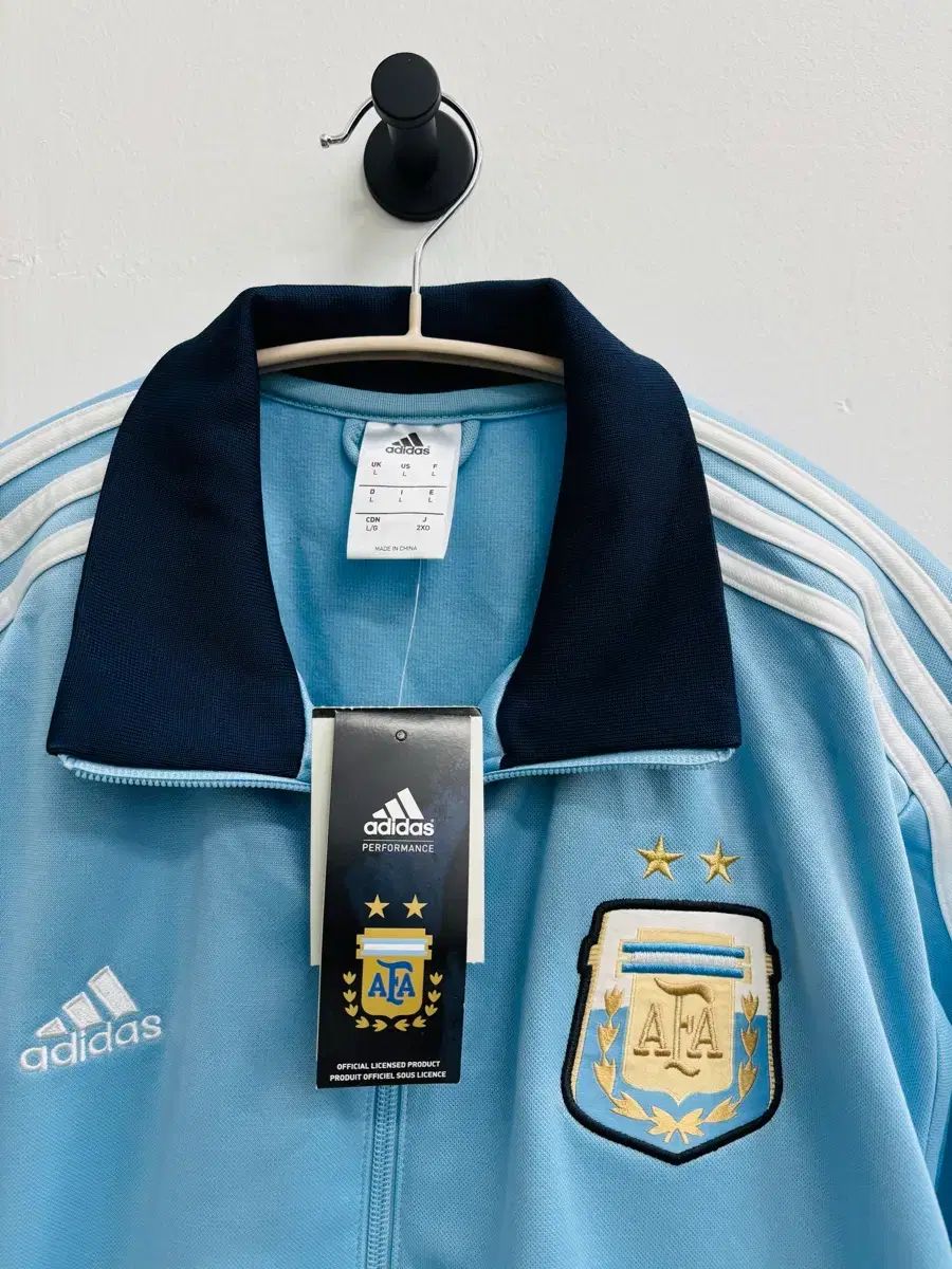 新 商品 アディダス アルゼンチン 韓国国家代表 トレーナー ジップアップ