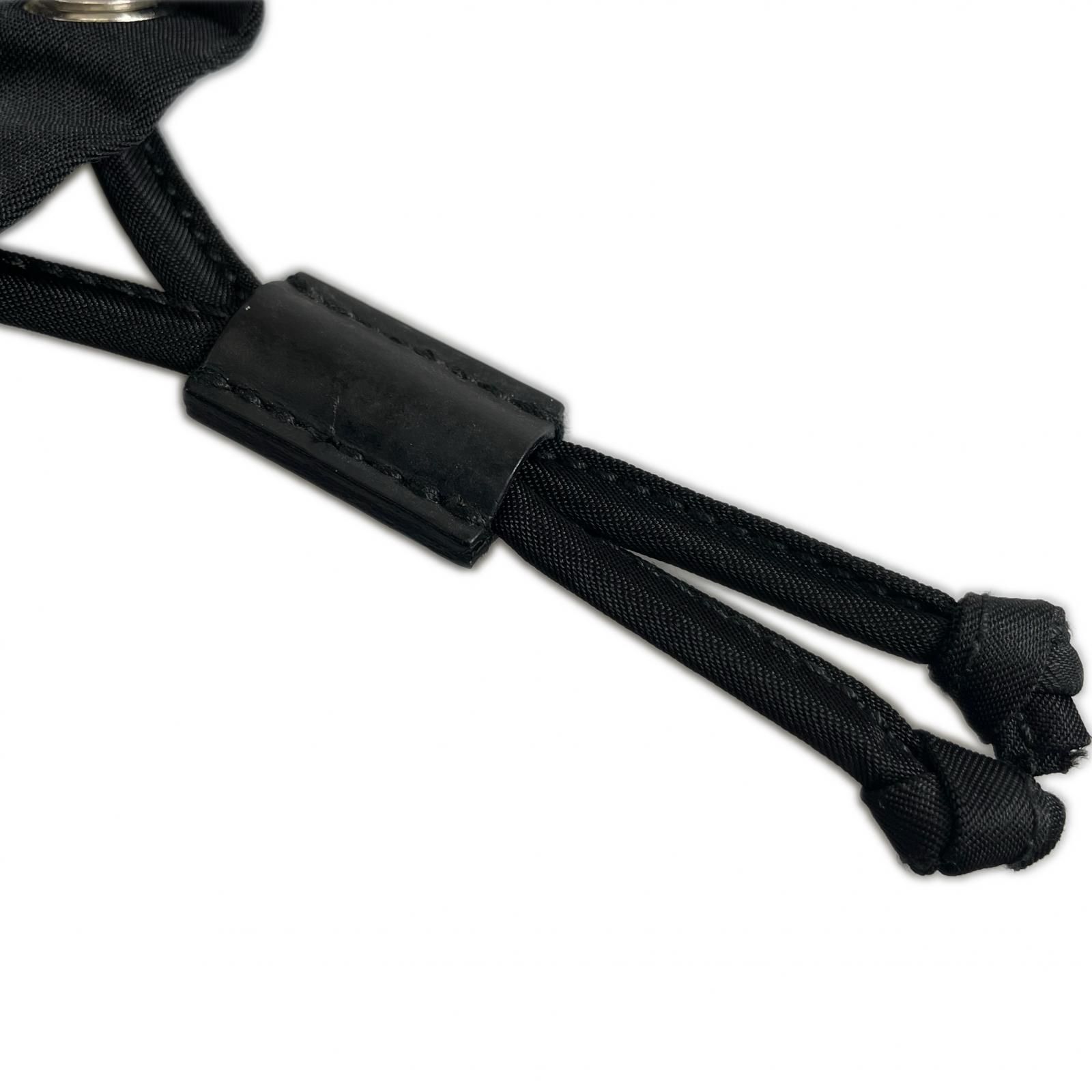 ユニセックス トライアングルロゴ