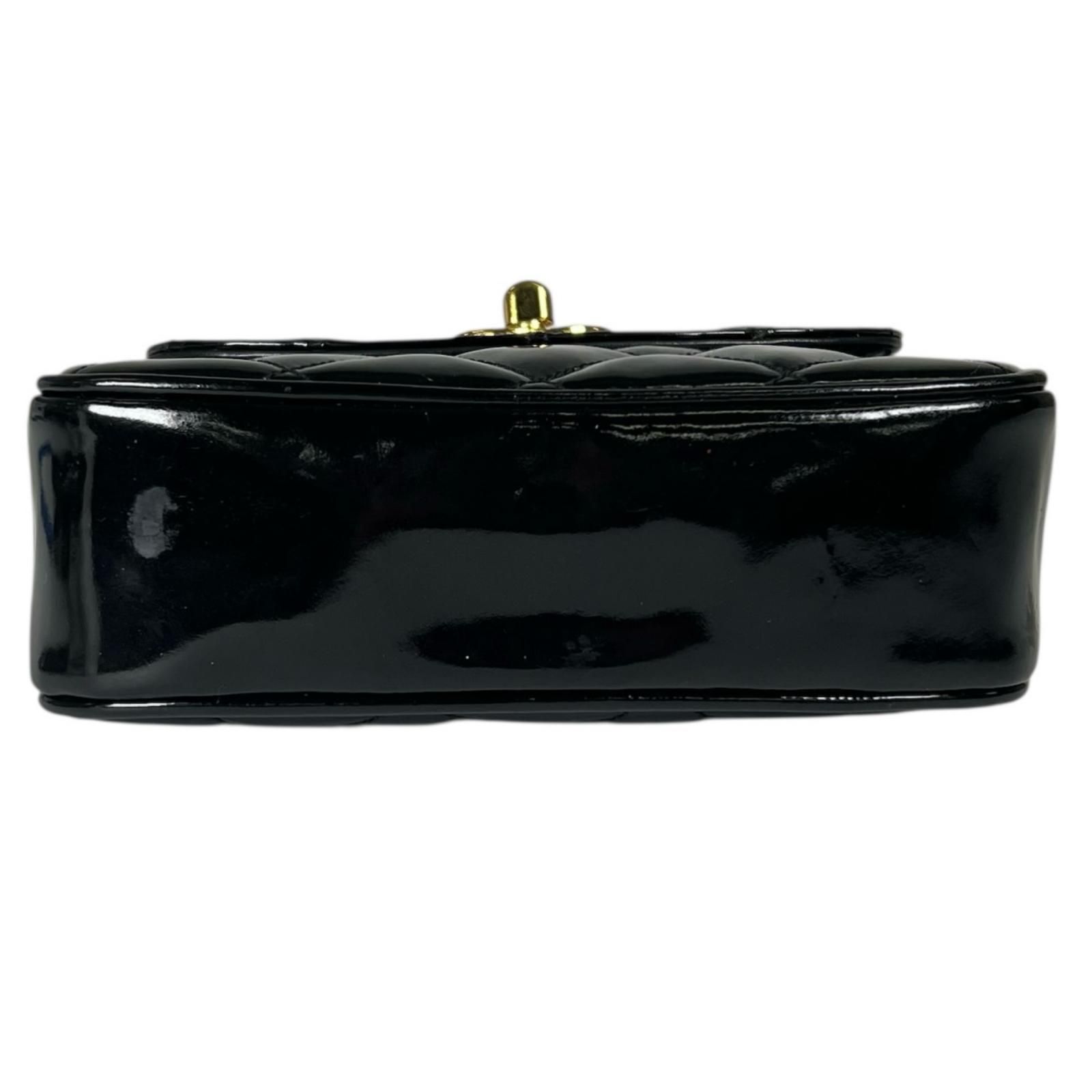 美品 CHANEL シャネル ﾏﾄﾗｯｾ 2368428 ショルダーバッグ エナメル