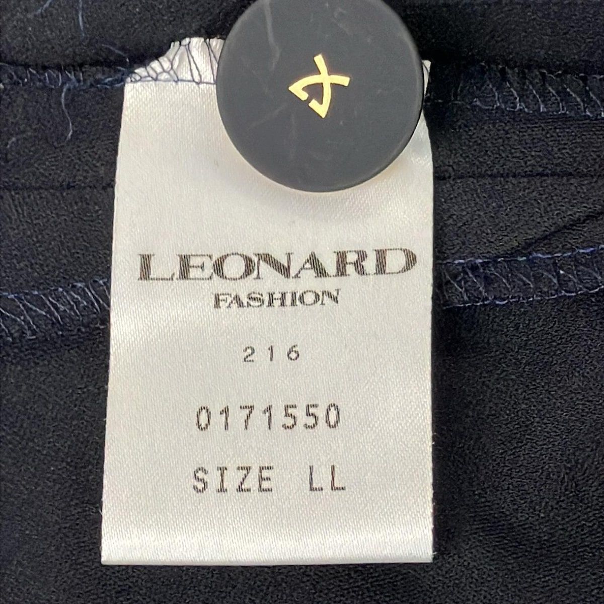 LEONARD(レオナール) ジャケット サイズLL レディース - 黒×ライト