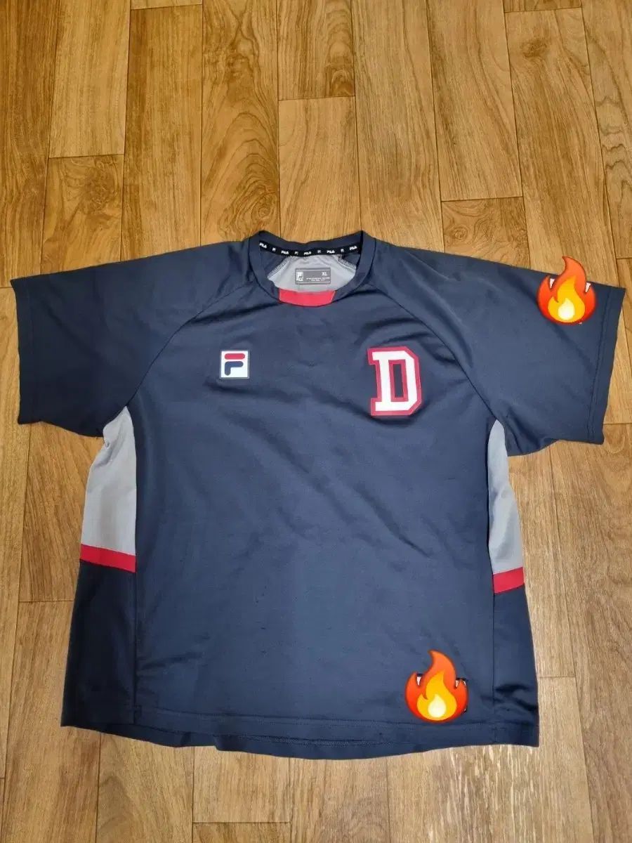 斗山ベアーズ FILA 半袖 訓練服