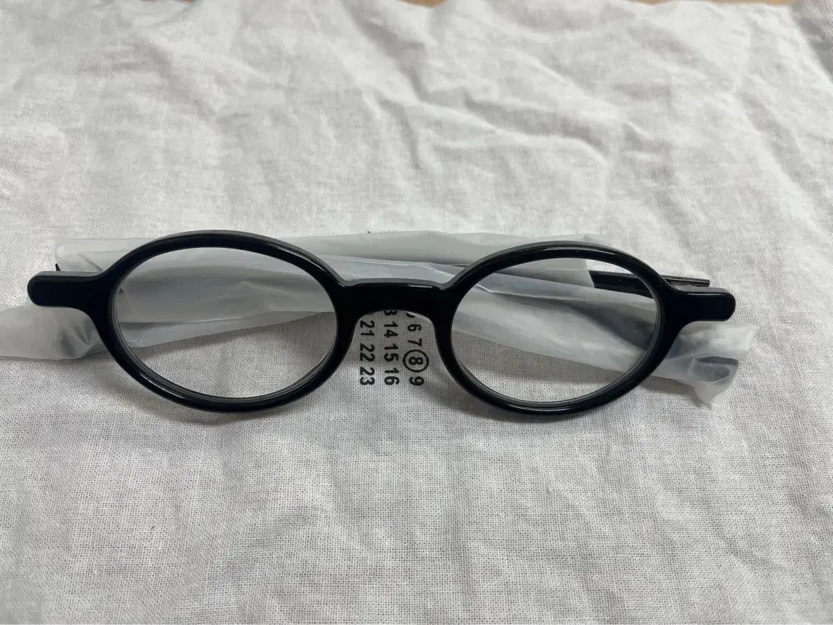 GENTLE MONSTER ジェントルモンスター Maison Margiela メゾンマルジェラ MM 012 ブラック メガネ