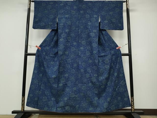 平和屋着物●生紬　藍　型染め　花唐草文　正絹　逸品　CABA8213ut 平和屋着物○生紬 藍 型染め 花唐草文 正絹 逸品 CABA8213ut - メルカリ