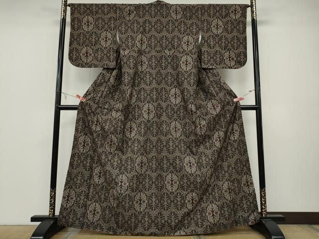 平和屋着物●本場大島紬 7マルキ 亀甲花文 正絹 ut