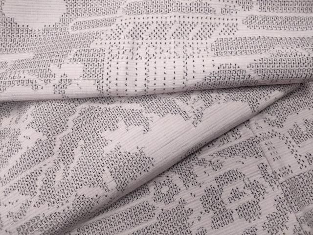 平和屋着物 結城紬 120亀甲 遠山風景草花文 正絹 ut