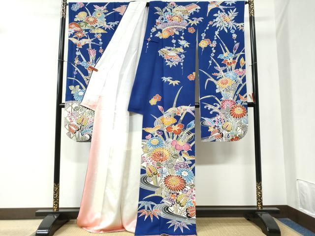 平和屋着物 豪華振袖 型染め 舞花文 正絹 逸品 CAAJ8920ut(振袖)｜売買され