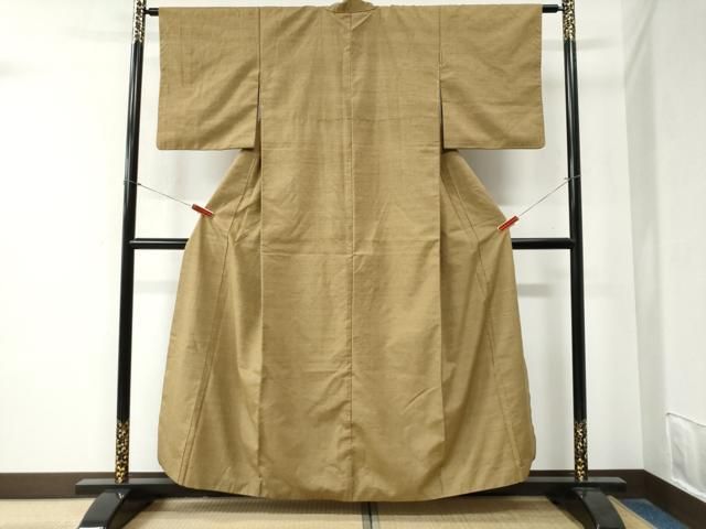 平和屋着物 本場結城紬 重要無形文化財 色無地 路考茶色 正絹 yc