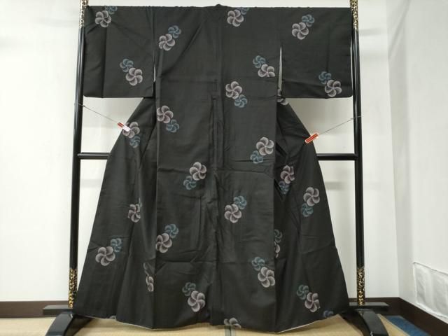 平和屋着物●本場大島紬 9マルキ 地空き ねじ花文 やまと誂製 正絹 yc