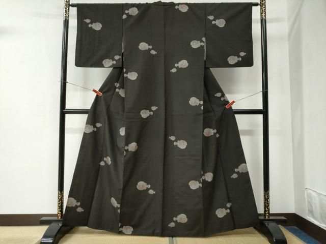 平和屋着物●本場大島紬 9マルキ 地空き 魚 フグ 正絹 yc