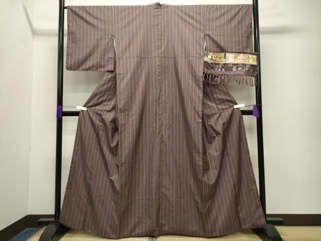 平和屋着物●本場縞大島紬 屋久杉染 縞 大島紬美幸謹製 証紙付き 正絹 gh