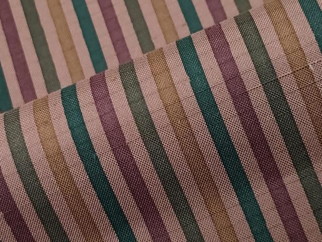 平和屋着物○本場縞大島紬 屋久杉染 縞 大島紬美幸謹製 証紙付き 正絹