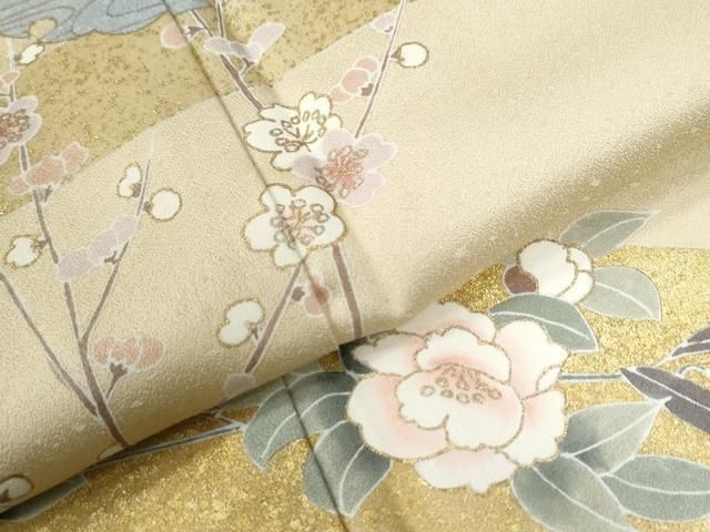 雪輪飛鶴枝梅花文