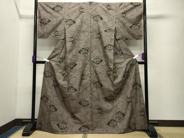 平和屋着物●本場大島紬 7マルキ 地紙重ね花文 正絹 ♥ gh