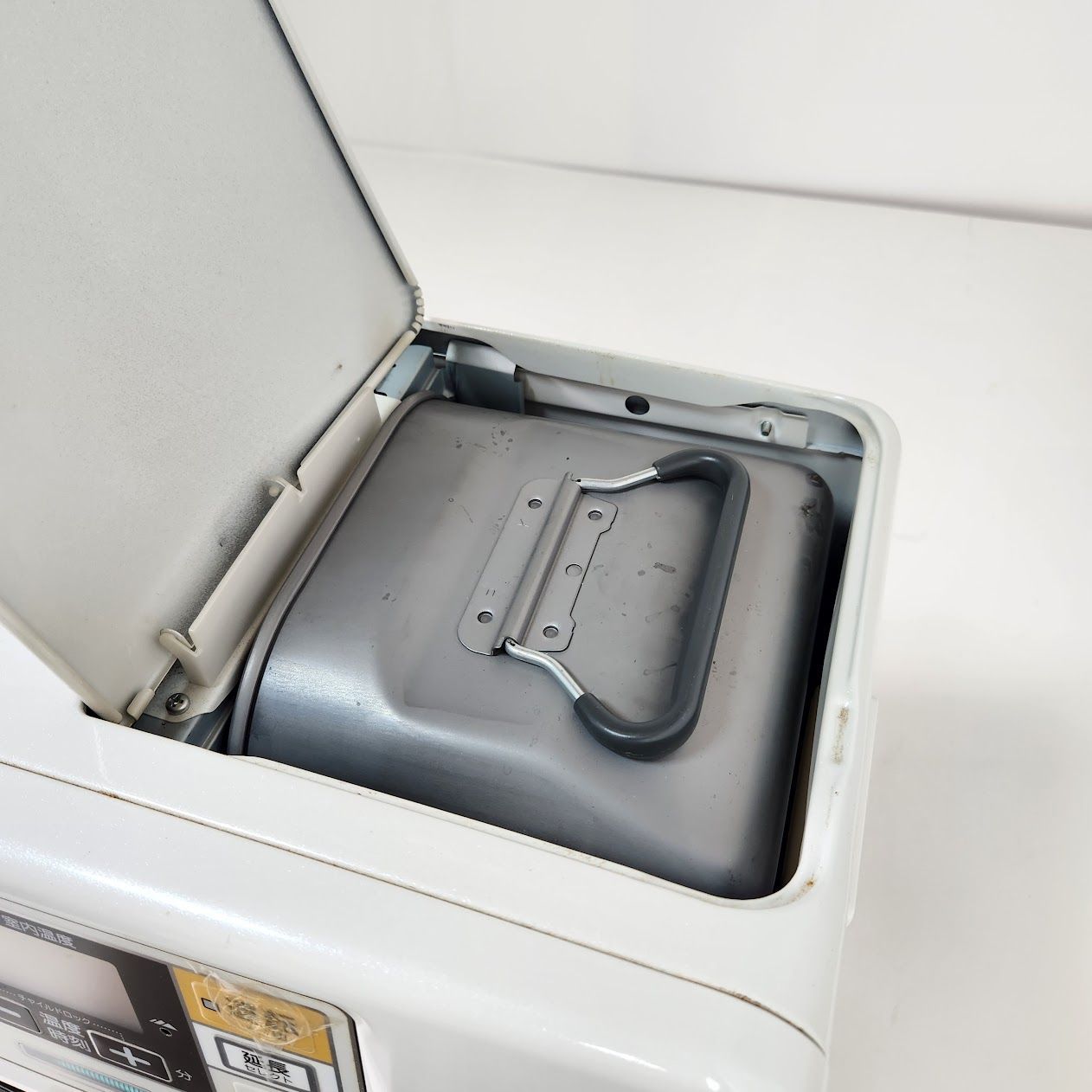 CORONA コロナ 石油ファンヒーター FH-ST3616BY 2016年製 - メルカリ