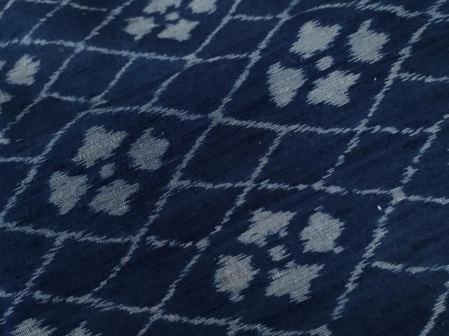  平和屋着物 弓浜絣 網目花文 証紙付き 正絹 yc 紬 着物
