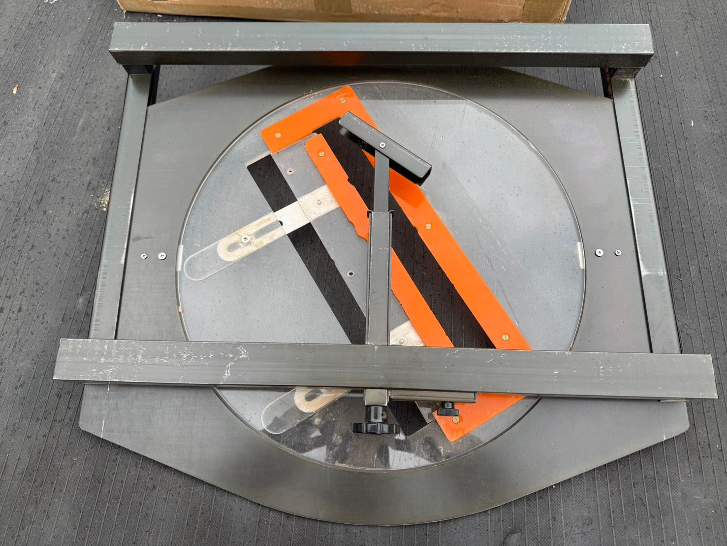 S 00568 マキタ 階段定規 モデル KJ 100 墨付け ノミ打ち不要