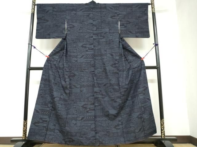 平和屋着物 本場結城紬 重要無形文化財 100亀甲 吉祥貝桶草花文 正絹 ud