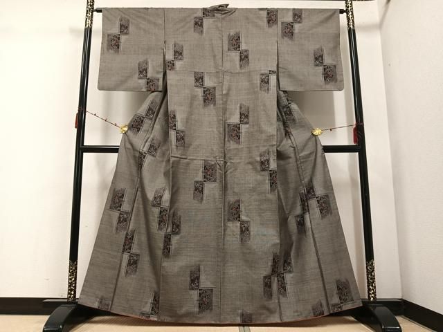 平和屋着物●本場大島紬 カタス9マルキ 草花文 正絹 ph