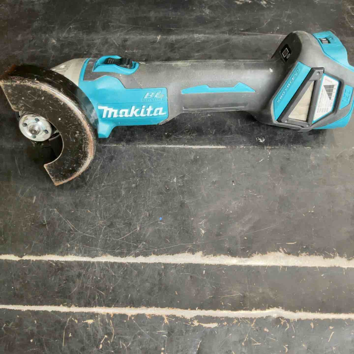 品 マキタ makita 100 mmコードレスディスクグラインダ GA 410 DZ