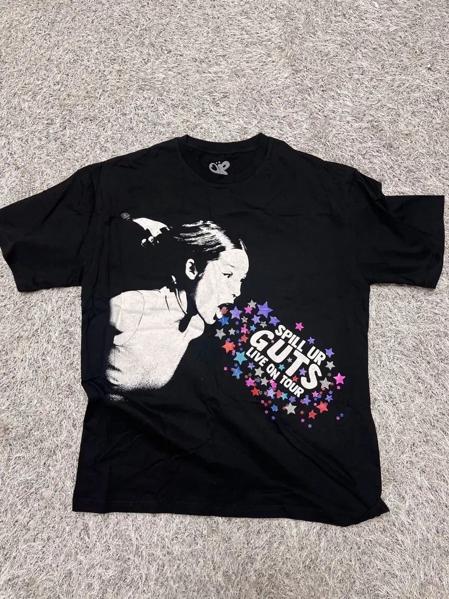 オリヴィア ハスラー ロード オブ ヒーローズ Tシャツ