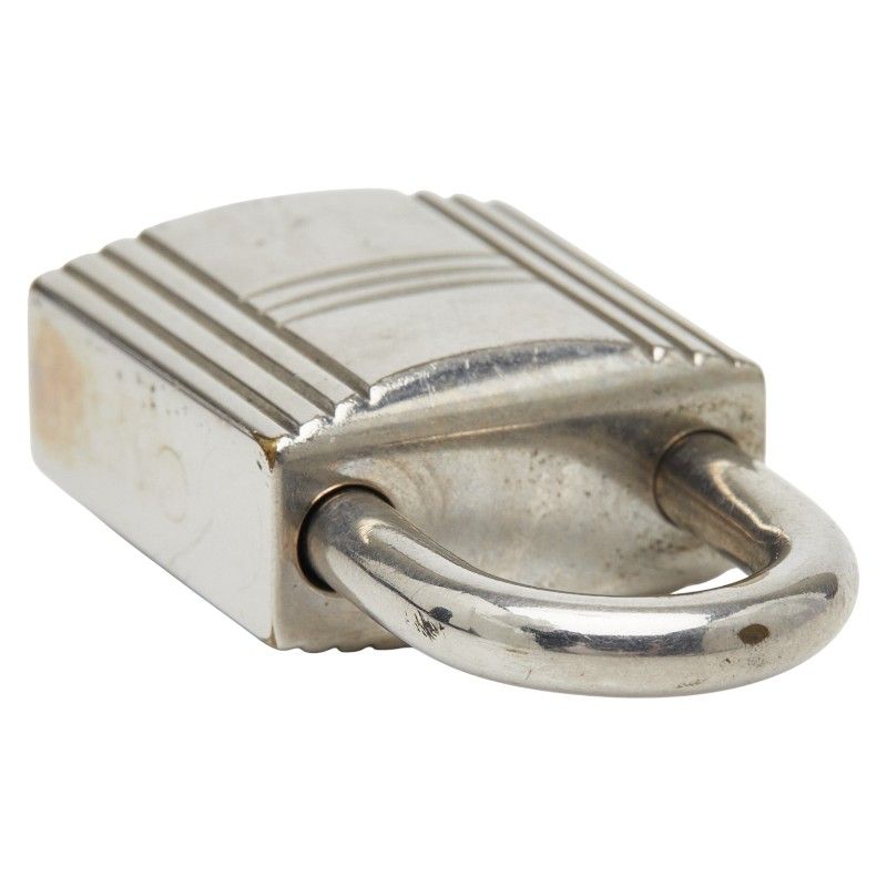 エルメス カデナ 南京錠 キー ショップ セット シルバー メタル