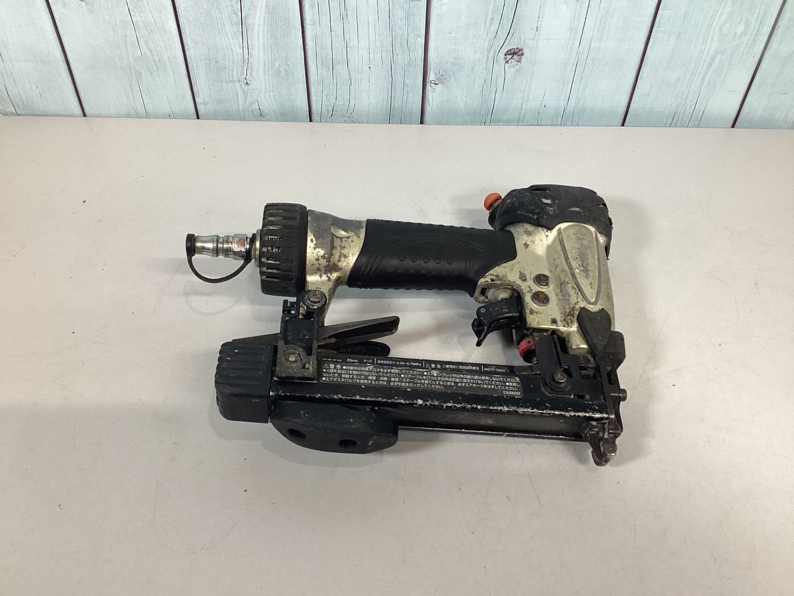 常圧エアタッカ