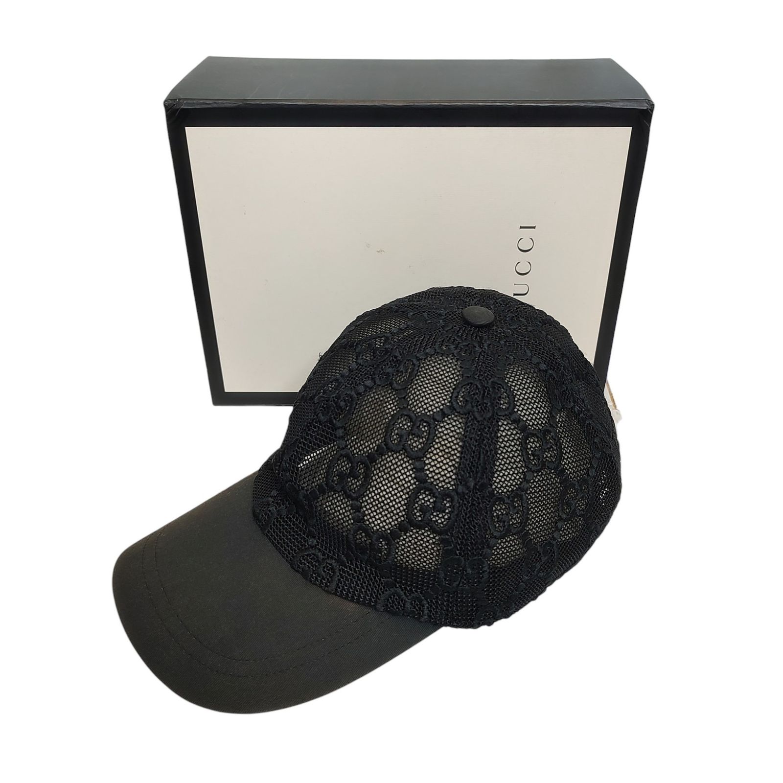 【新品未使用】GUCCI スナップバックメッシュキャップ　Mサイズ GUCCI グッチ GG エンブロイダリー メッシュ キャップ M ブラック