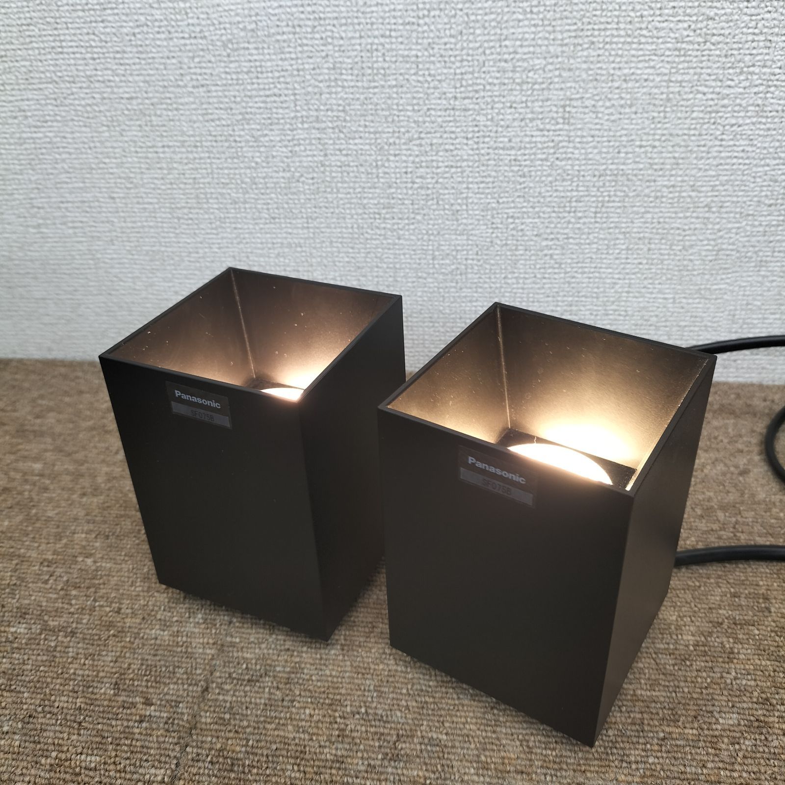 Panasonic SF 075 B ブラック セット 床置型 LED 電球色 アッパーライト 美ルック フットスイッチ付 モデルルーム展示 I 2512 DL 2