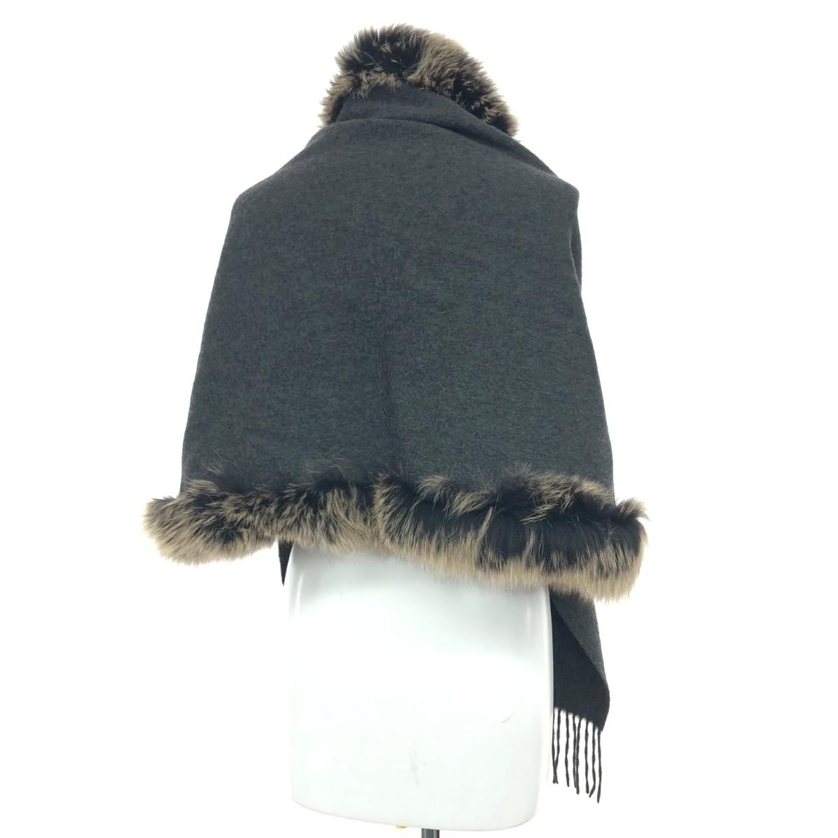 pierre cardin ピエールカルダン ストール ファーぽんぽん フリンジ 羽織り グレー レディース