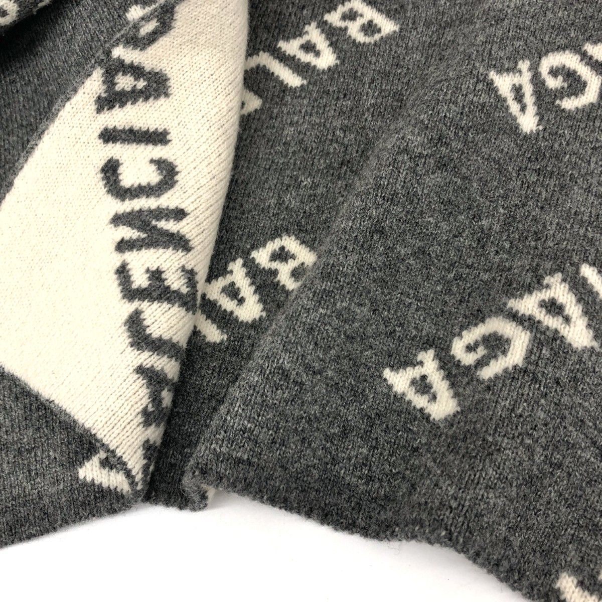 BALENCIAGA バレンシアガ 大判マフラー ロゴ総柄/ジャガード IG96