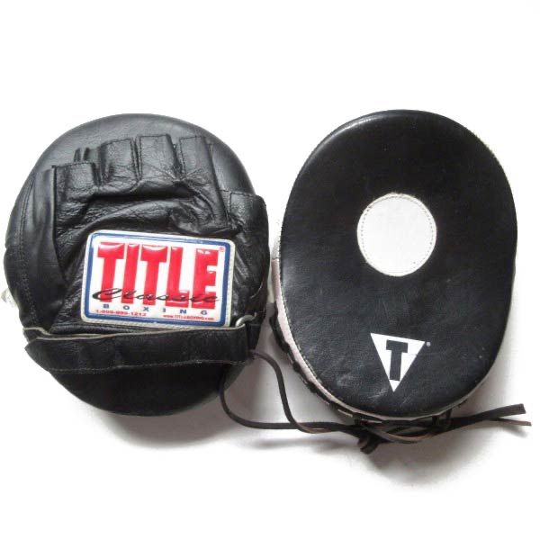 TITLE クラシック ボクシング レザーミット パンチングミット オープンフィンガー リアハンドカバー タイトル トレーナー D 128