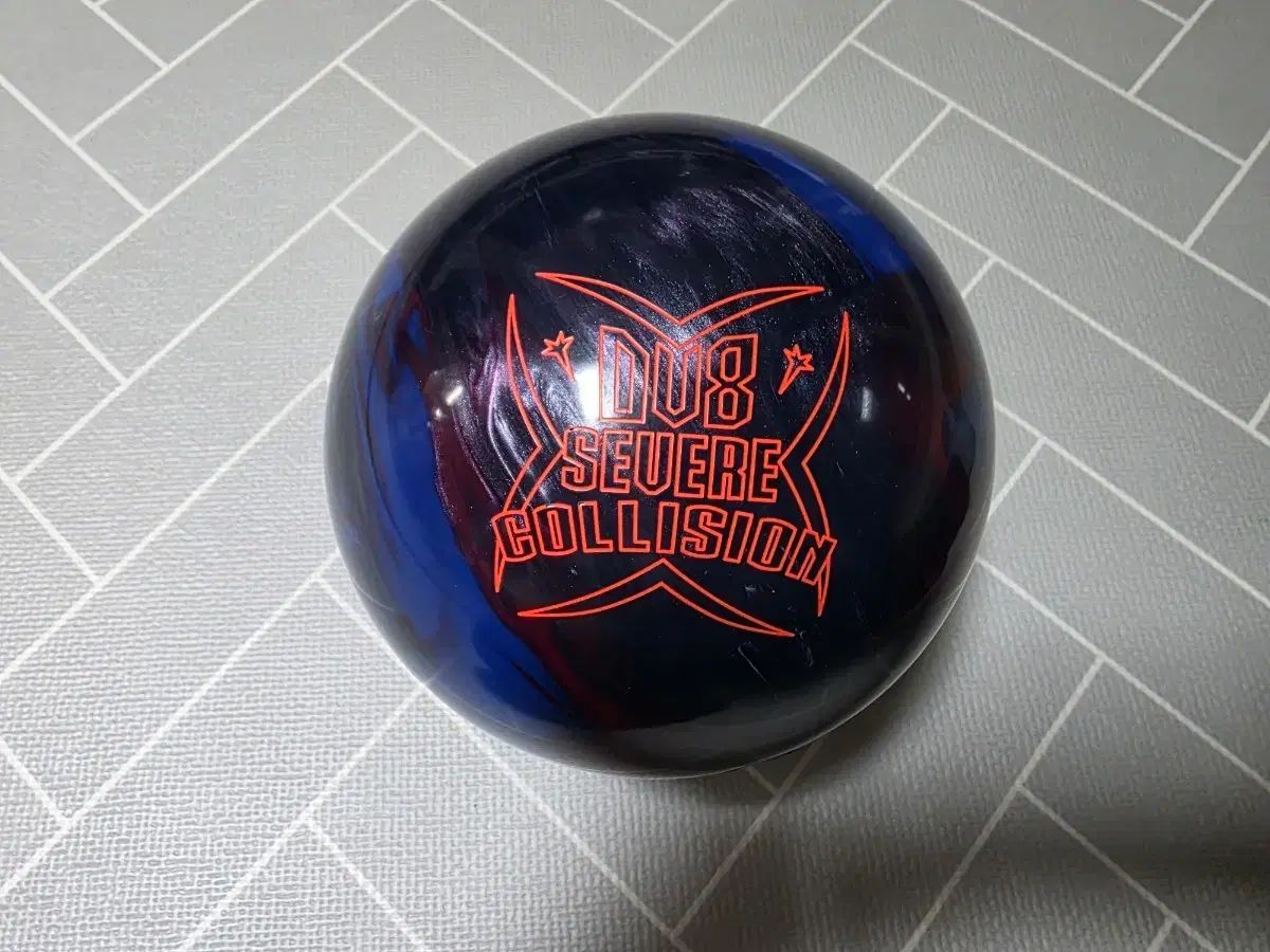 DV 8 シビア カリー ボーリングボール