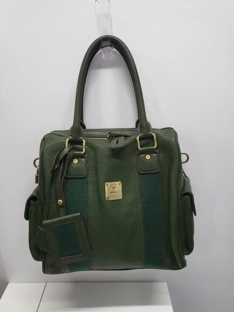 MCMスクエアトートバッグ shop取引では対象外