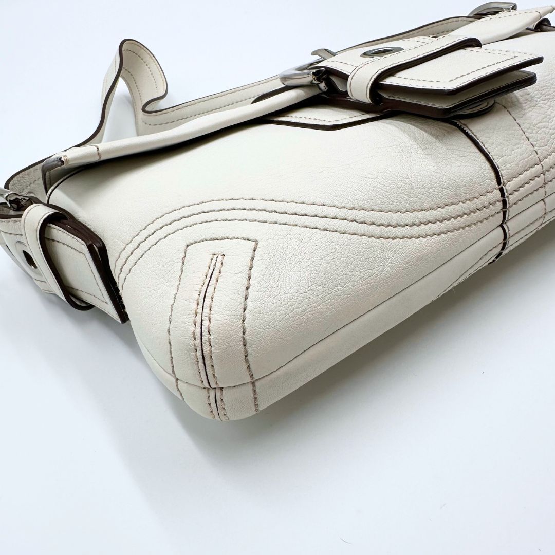 希少 ✨コーチ ソーホー ワンショルダーバッグ レザー 白　y2k 美品】Coach ソーホー ワンショルダーバッグ Y2K - メルカリ