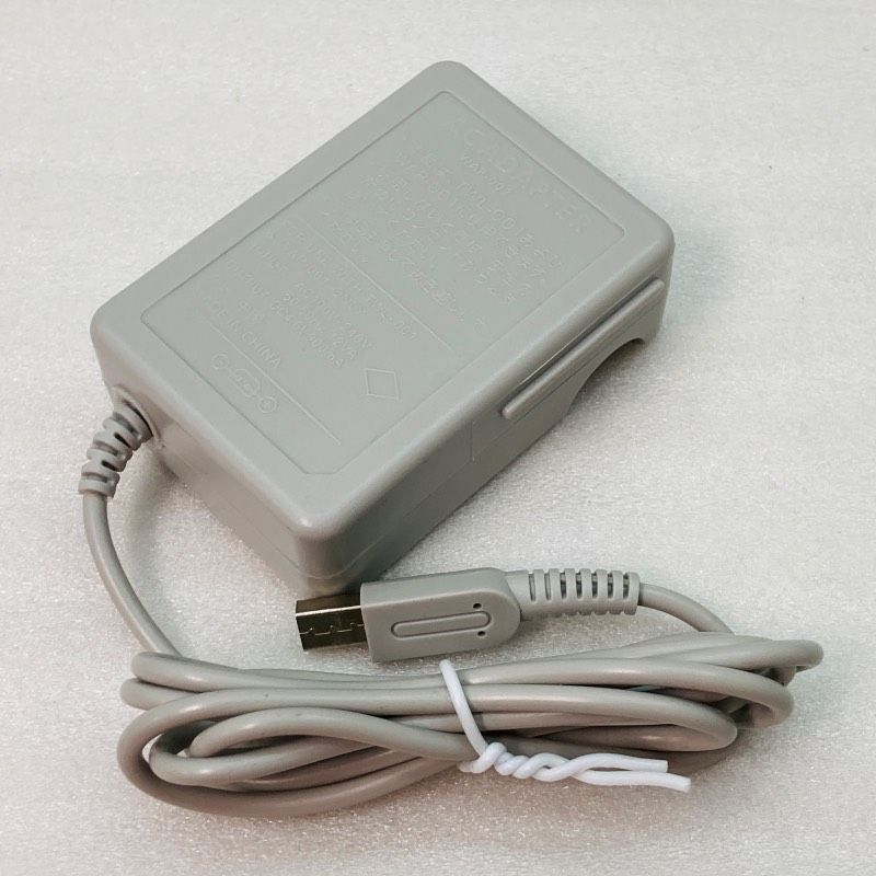  ニンテンドー DSi 本体 ナチュラルホワイト UTL 001 DSハード 白色 BR 19 本体(DS i) ニンテンドーDS