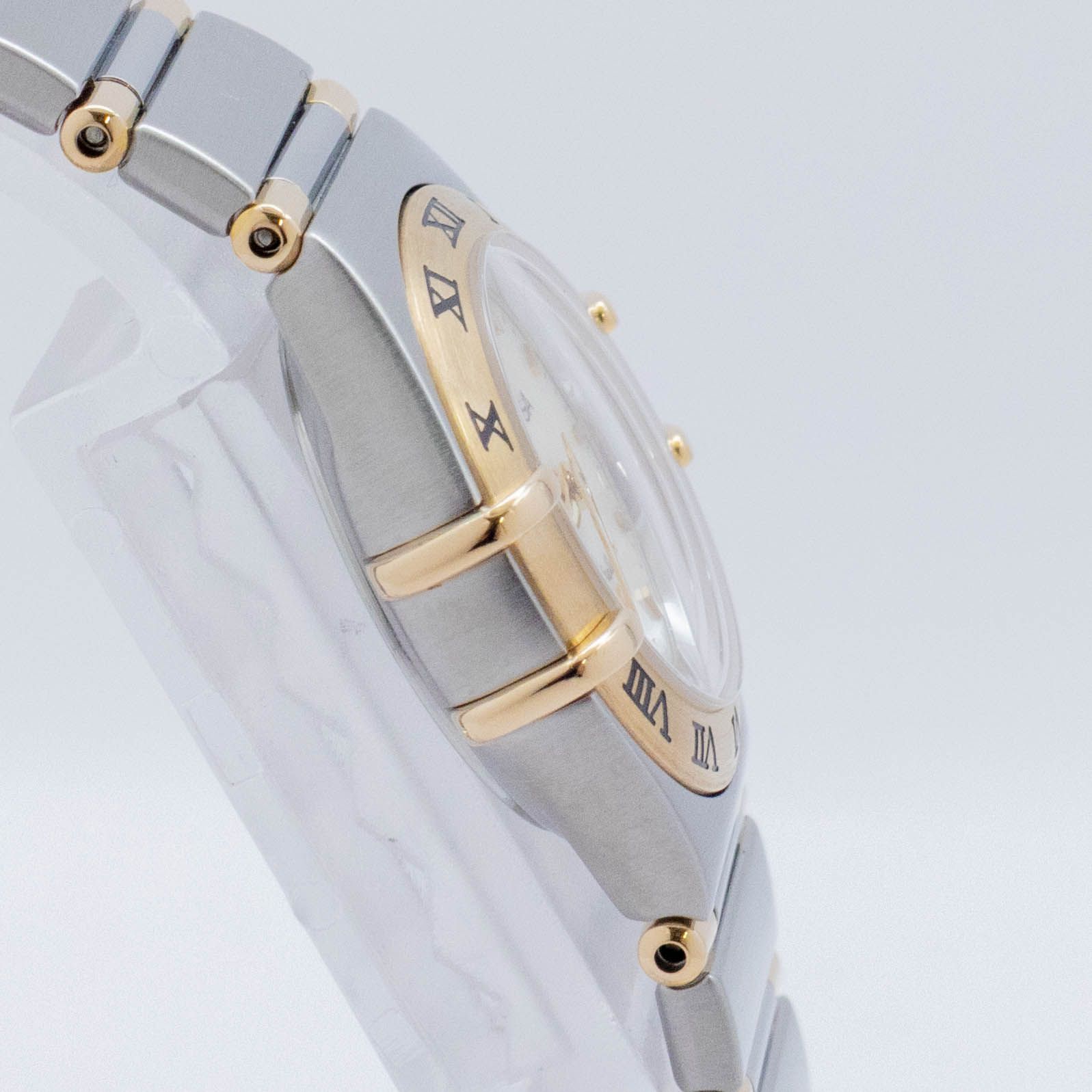 オメガ OMEGA コンステレーション 1362.70 Constellation クォーツ 腕時計 レディース パール