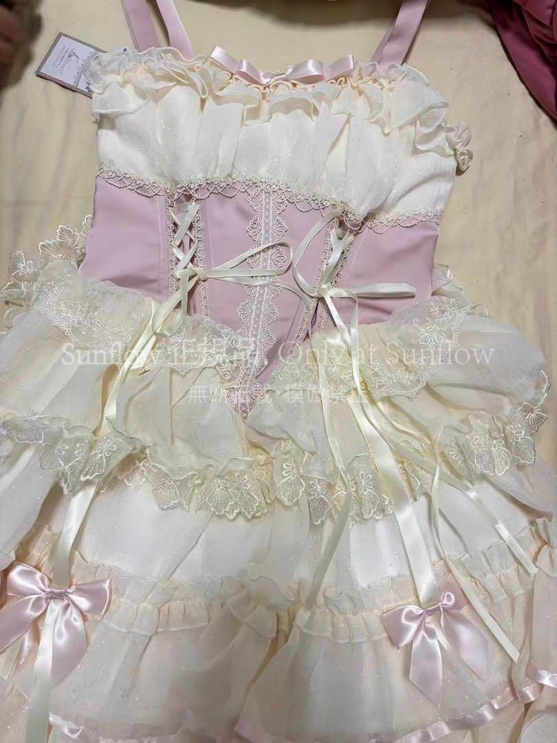 クラシカルロリータコルセット風ワンピ女子会やお出かけに最適