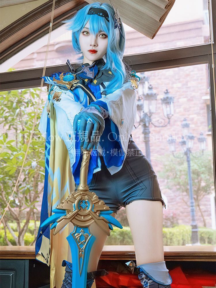 ♥ エウルア ローレンス Eula Lawrence コスプレ衣装 高品質 豪華フルセット 披風 外套 連体衣 神之眼付き 男女兼用 撮影会 舞台演出 推し活 イベント プレゼントにも最適