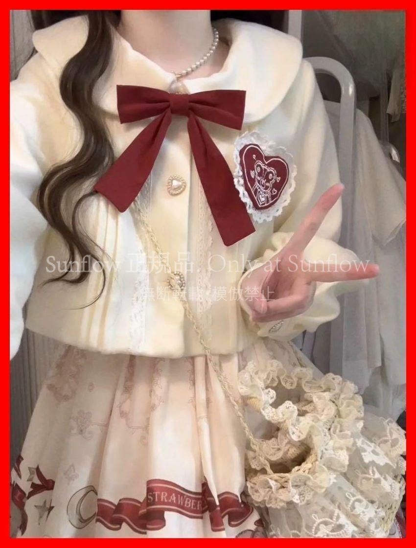 上着付きクマちゃん×イチゴ柄ひざ丈ロリータワンピ秋冬コーデに女子会にぴったり